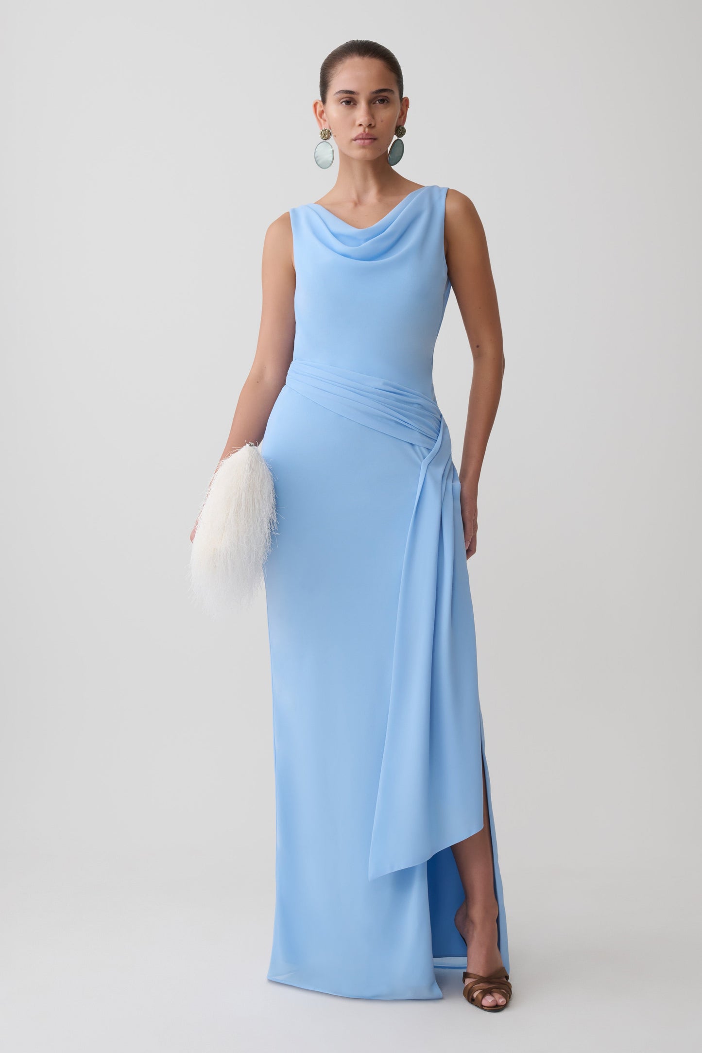 Marjorie Draped Back Chiffon Maxi Kleid - Himmelblau