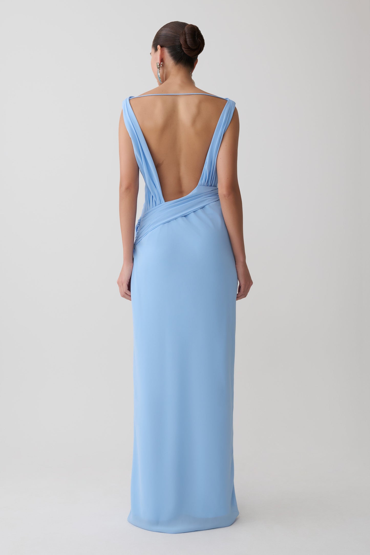Marjorie Draped Back Chiffon Maxi Kleid - Himmelblau