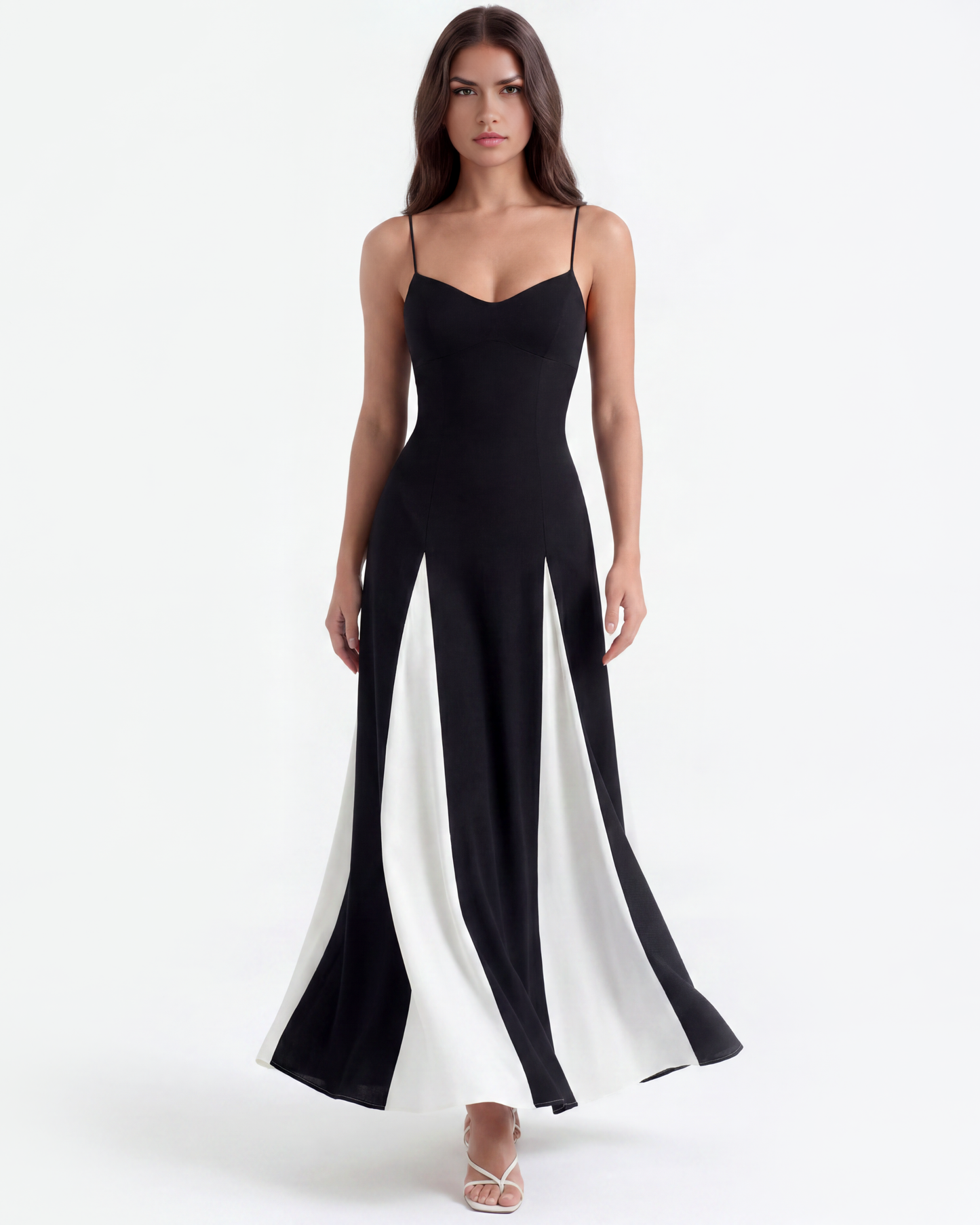 Langes Kleid mit dünnen Trägern und Kontrastpaneelen