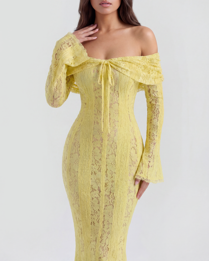 Langes Spitzenkleid mit Bardot-Ausschnitt