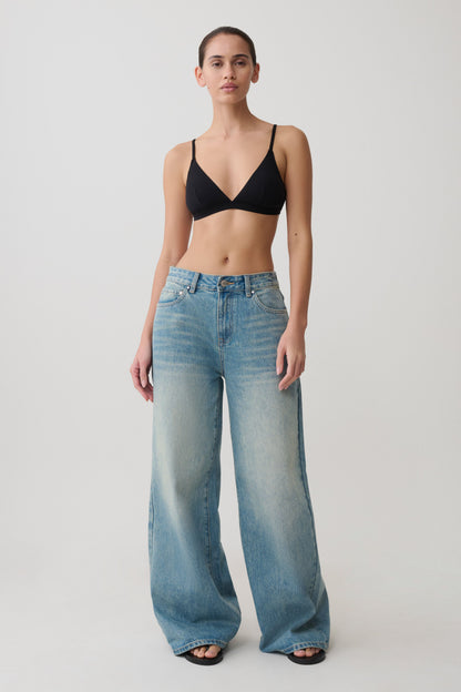 Kels Micro Triangle Bralette - Schwarz