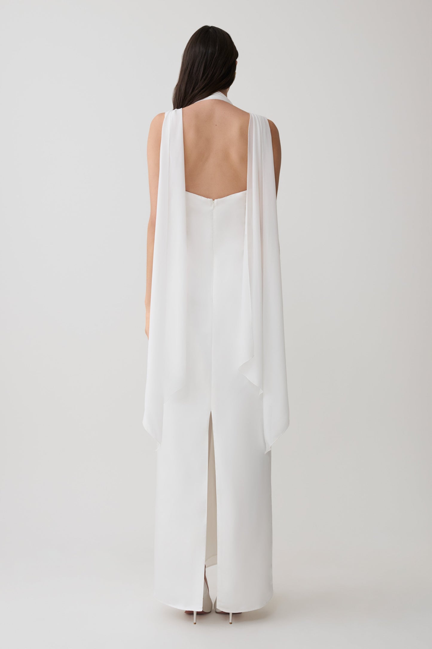 Myla Draped Shoulders Satin Maxi Kleid - Weiß