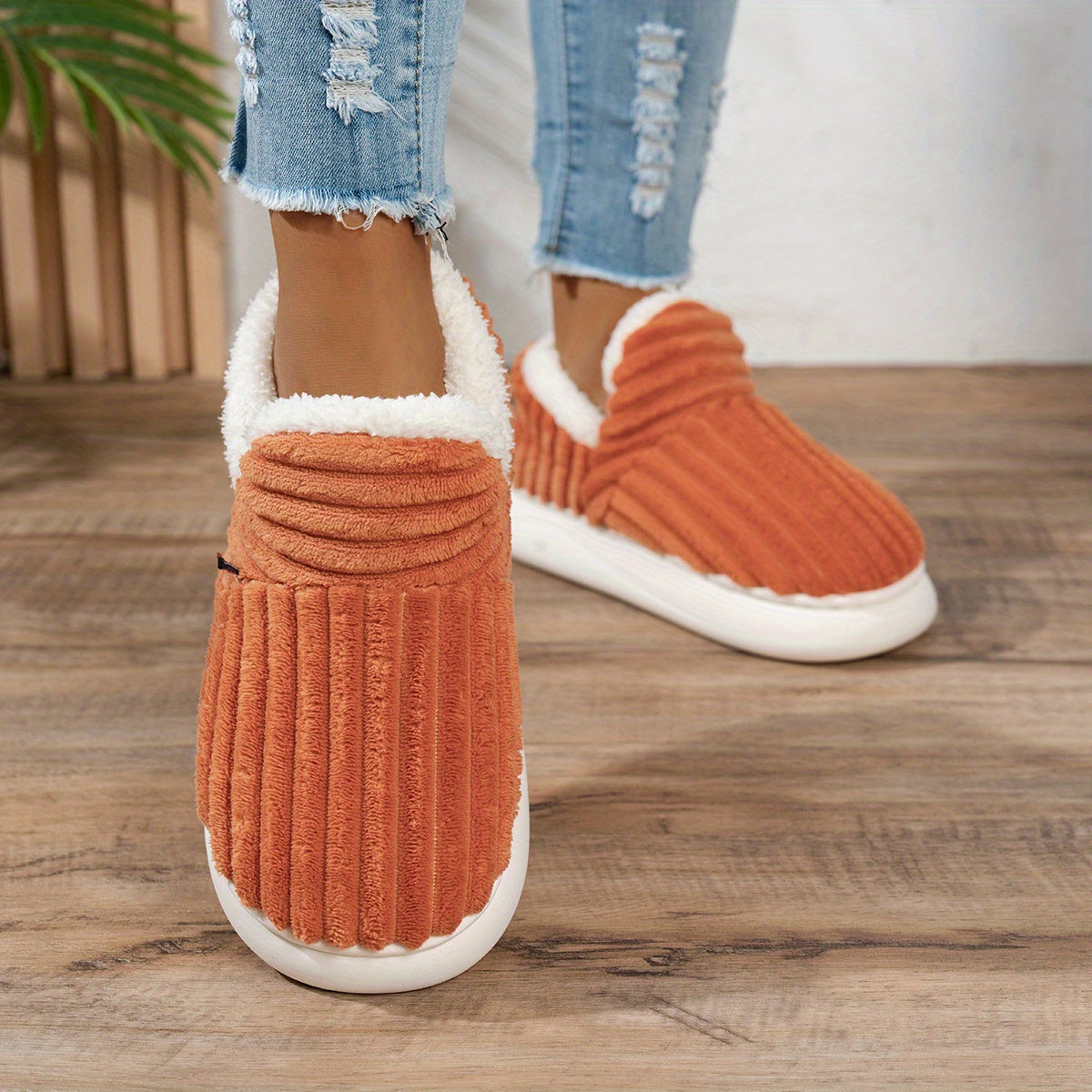 NORDWARM™ | Plüsch-Hausschuhe für Warmen Komfort