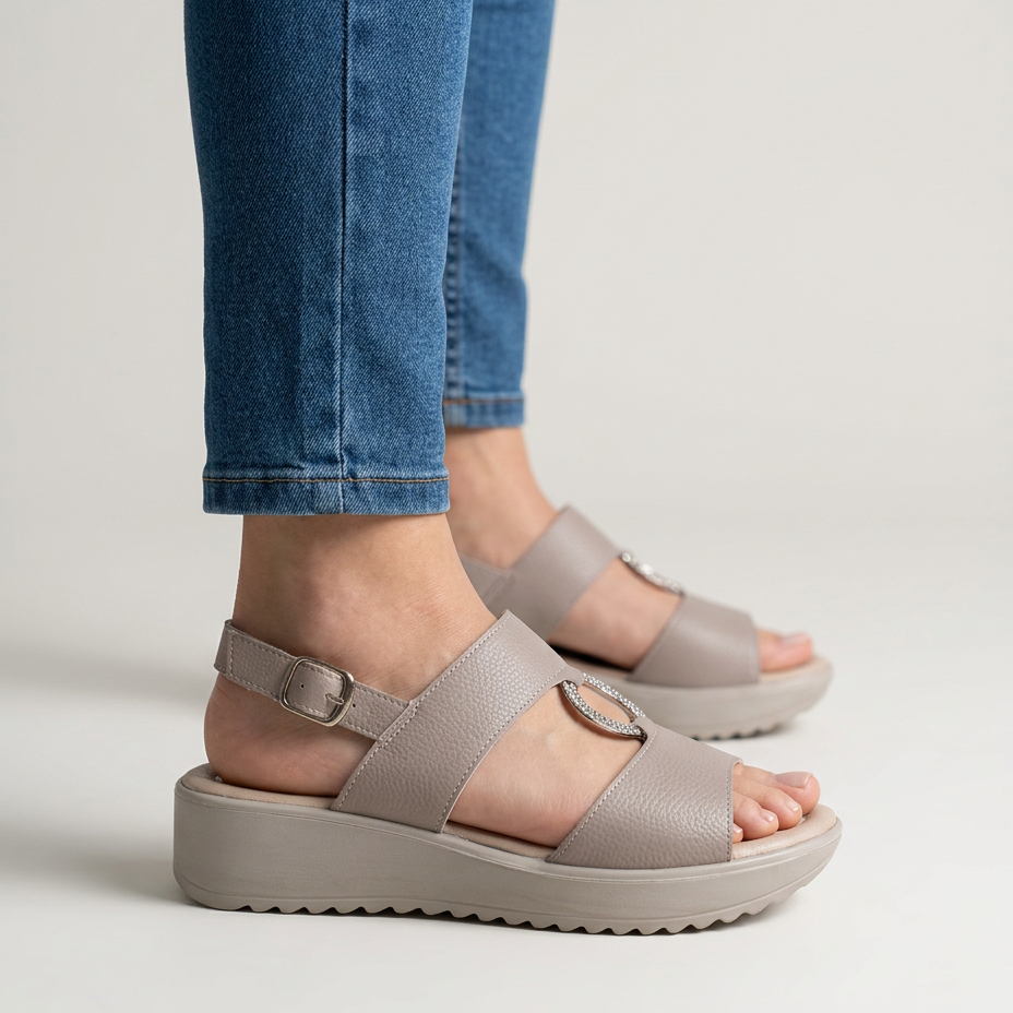 Leila - Bequemer Sandale für Damen