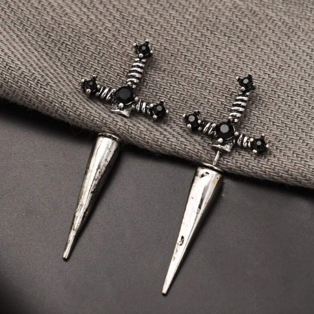 Gothic Schwert Ohringe aus hochwertigem Material