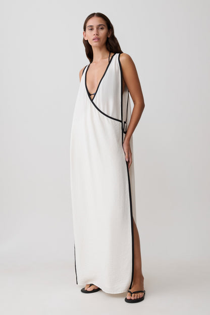Arcadia Crossover Coverup Maxi Kleid - Weiß