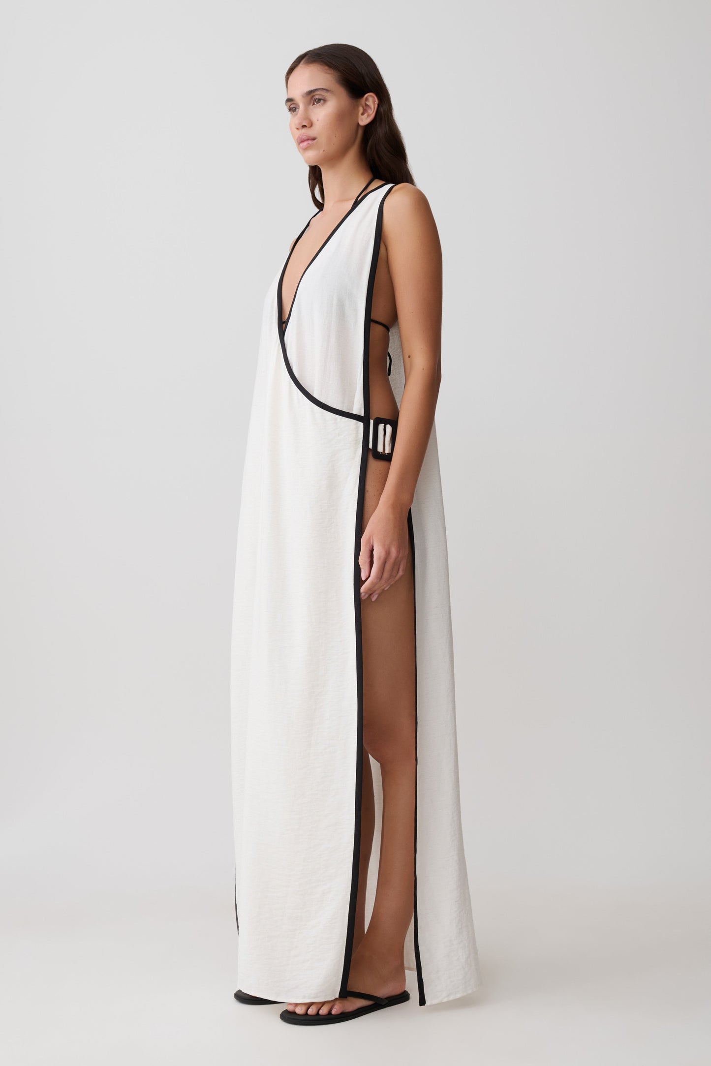 Arcadia Crossover Coverup Maxi Kleid - Weiß