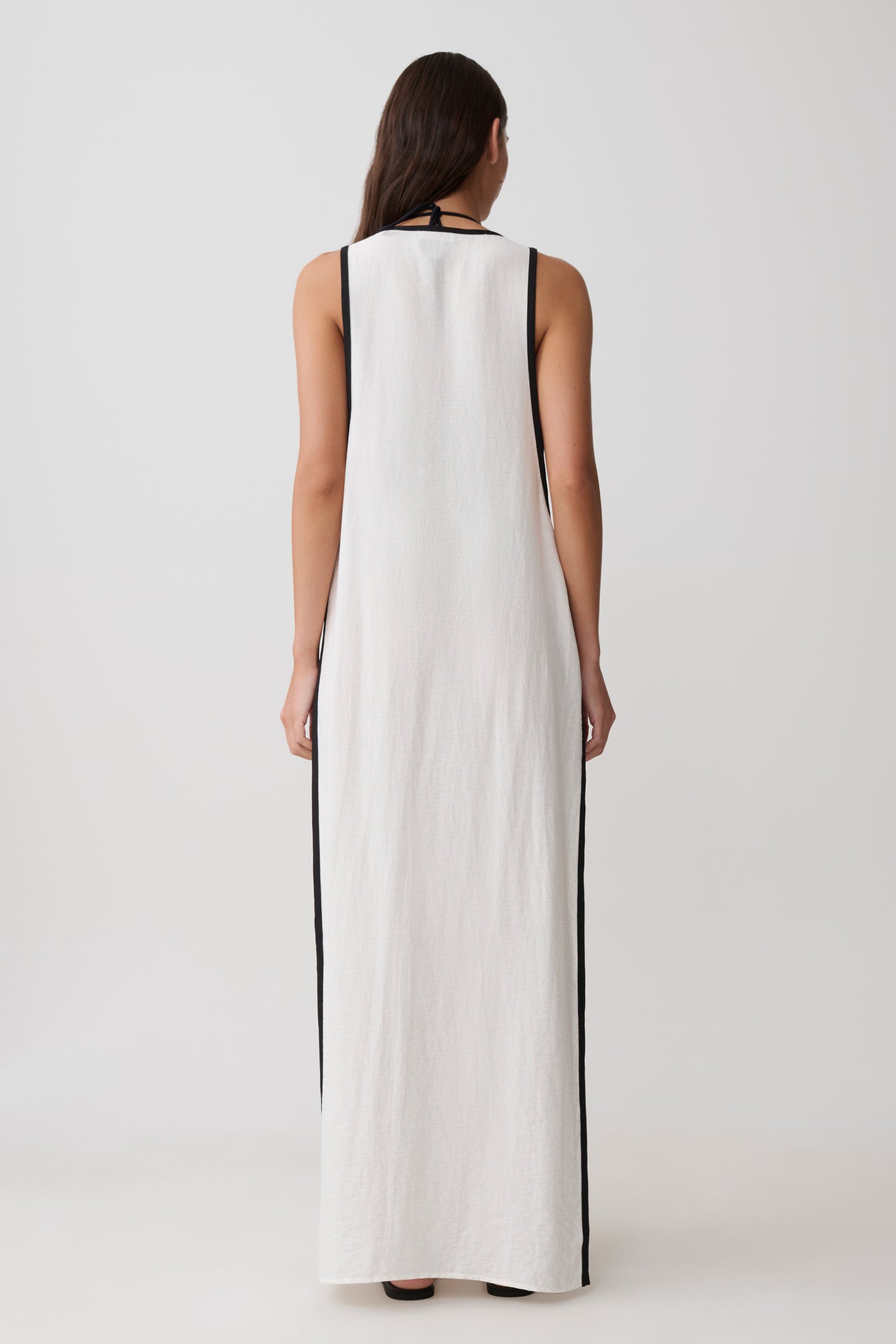 Arcadia Crossover Coverup Maxi Kleid - Weiß