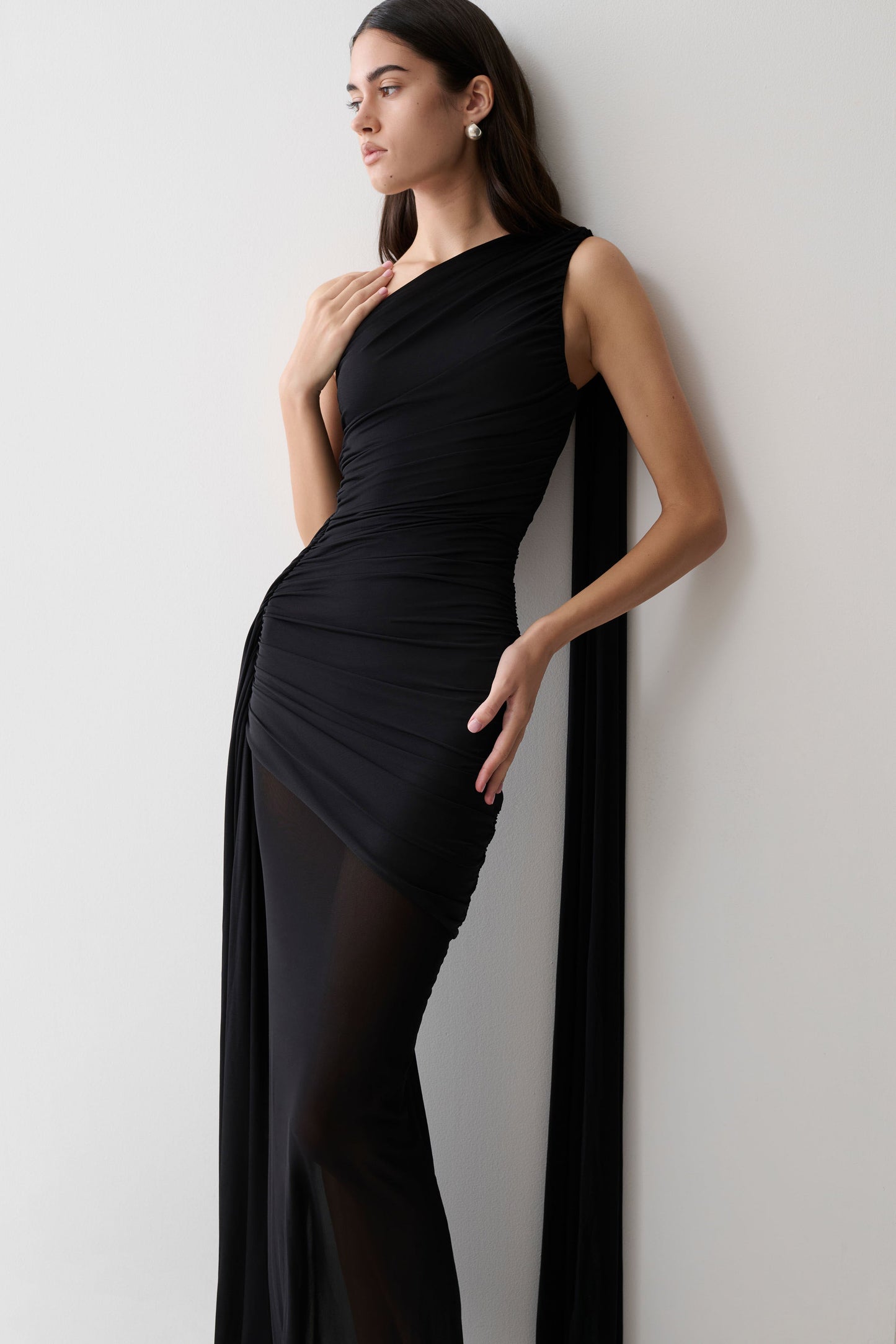 Asher Slinky One Shoulder Maxi Kleid - Schwarz