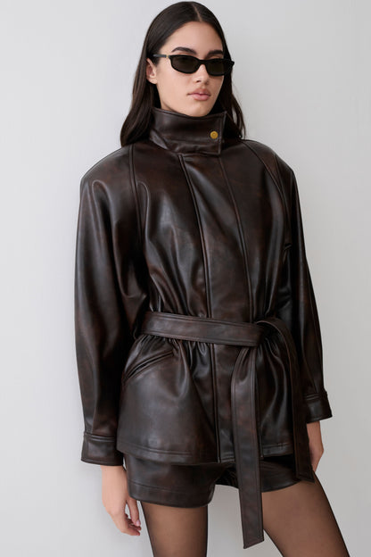 Adaline Kunstleder Jacke mit Taillenzug - Dunkelschokolade