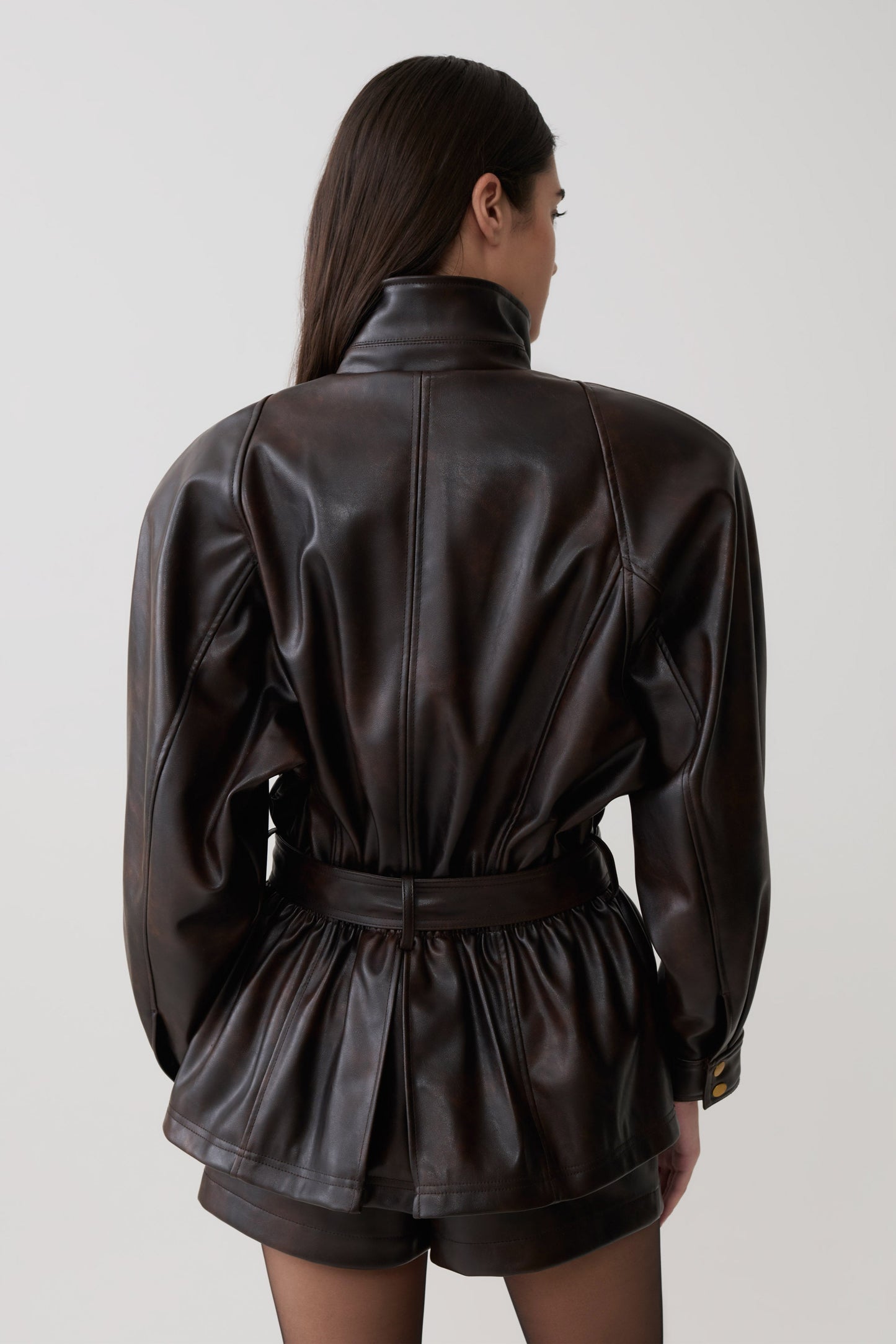 Adaline Kunstleder Jacke mit Taillenzug - Dunkelschokolade