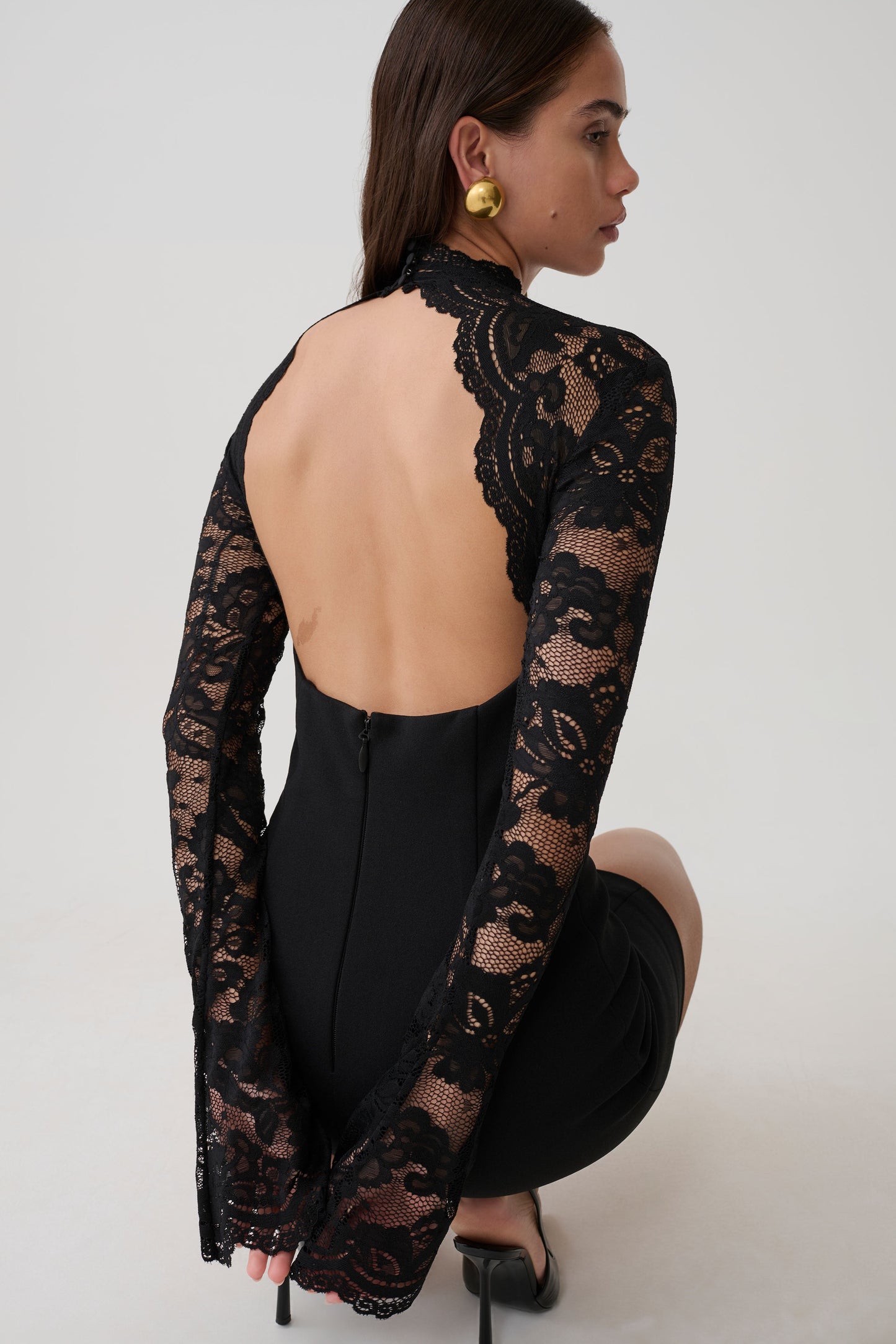 Aurelie Langärmliges Spitzen-Minikleid - Schwarz
