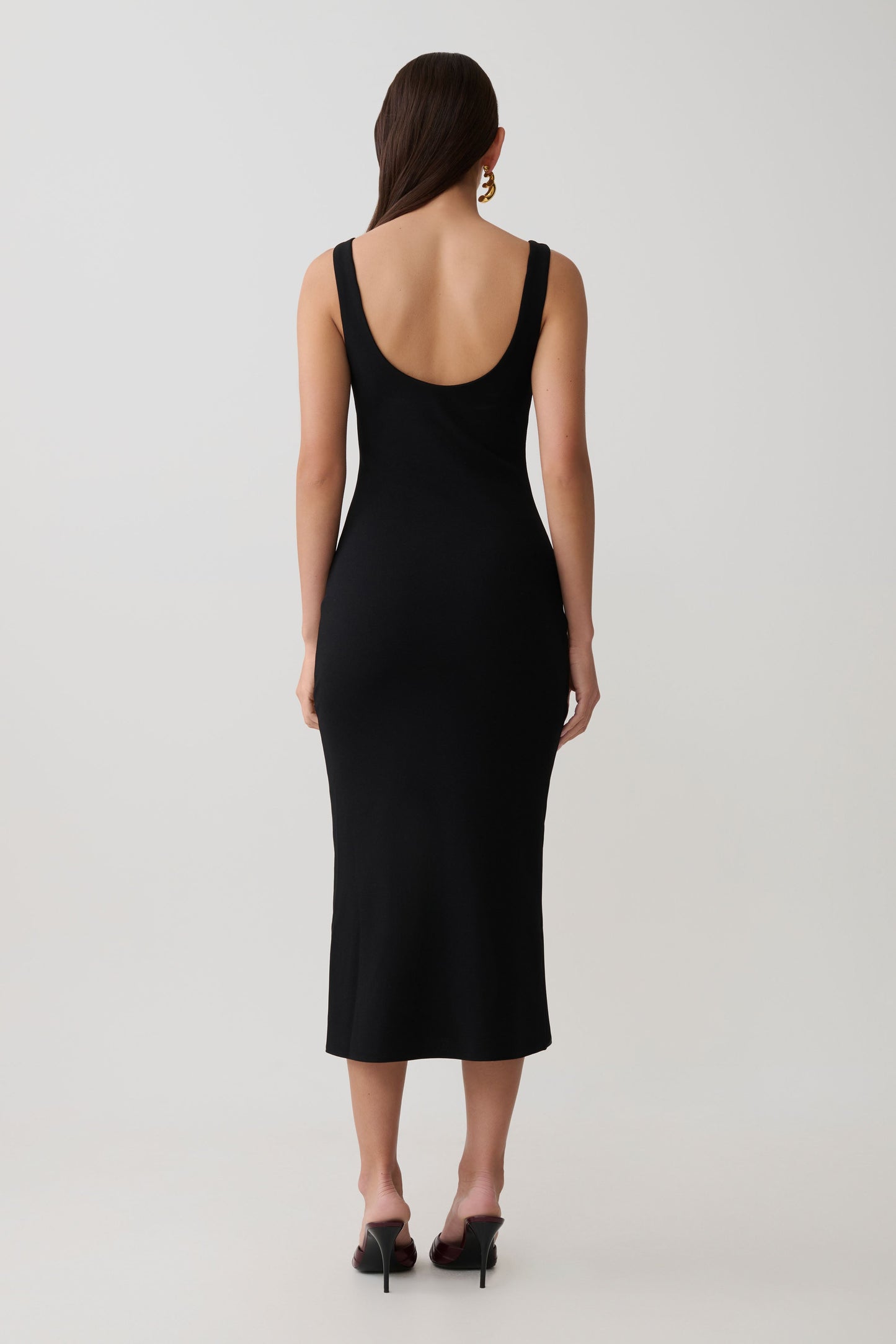 Allyra Scoop Stretch Crepe Midi Kleid - Schwarz