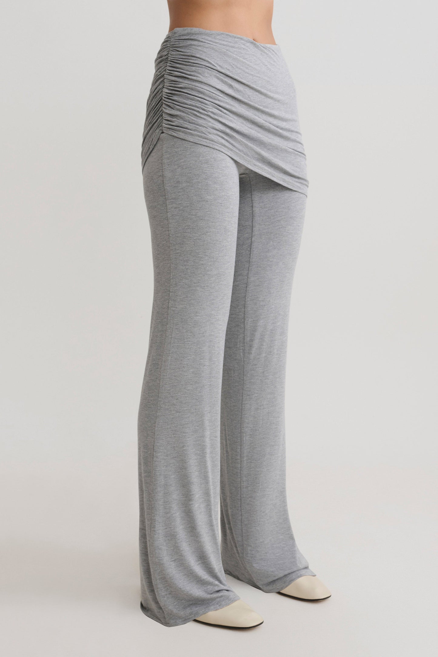 Keaton Modal Straight Leg Overlay Hose - Grau Melange