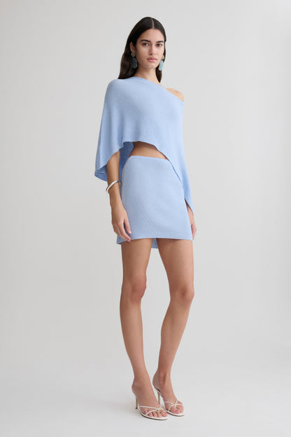 Loura One Shoulder Strick-Cape-Top - Kornblumenblau