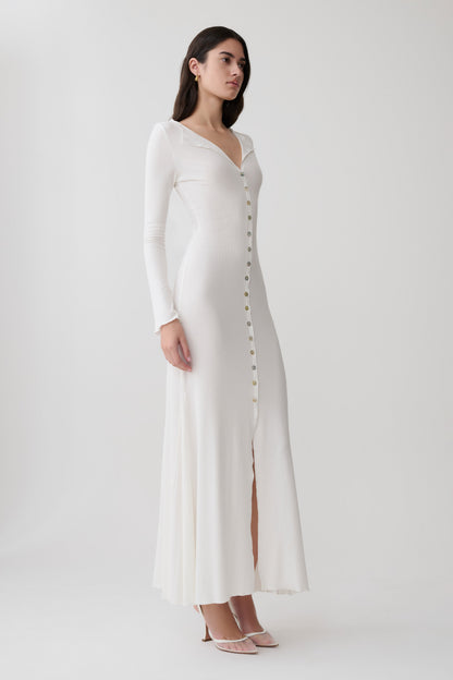 Tanya Knopf-Longsleeve-Maxi-Kleid - Weiß