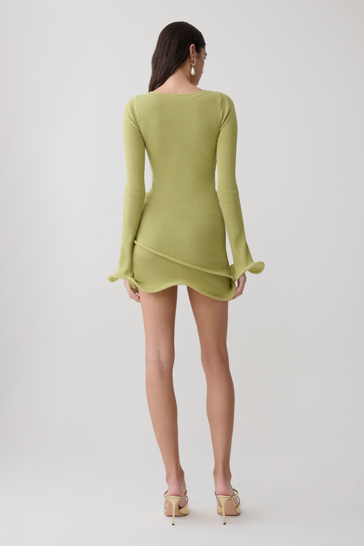 Samira Strick Mini-Kleid mit langen Ärmeln - Helloliv