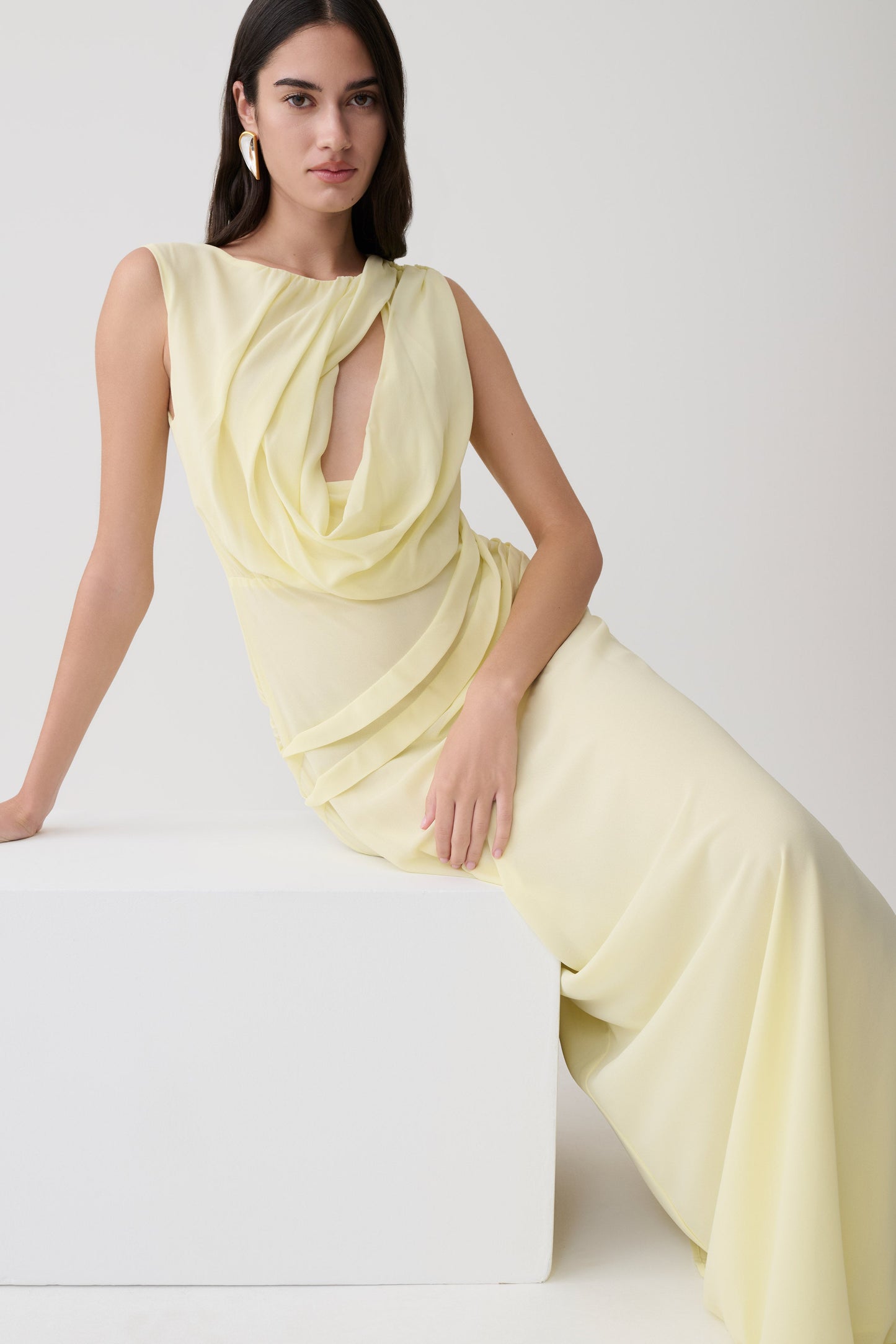Oria Chiffon Maxikleid - Pastell-Zitronenfarbe