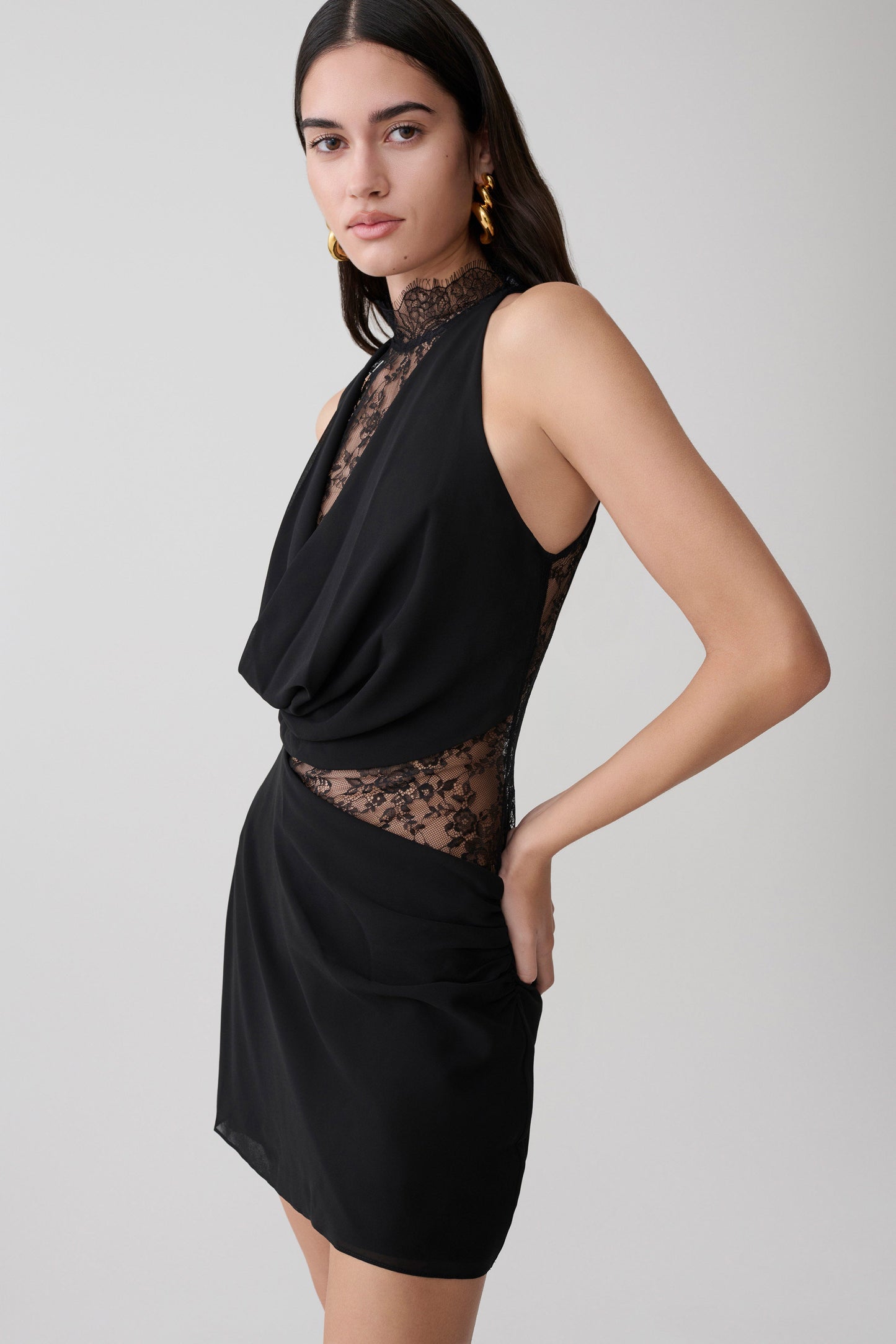 Arra Chiffon- und Spitzen-Halter-Minikleid - Schwarz