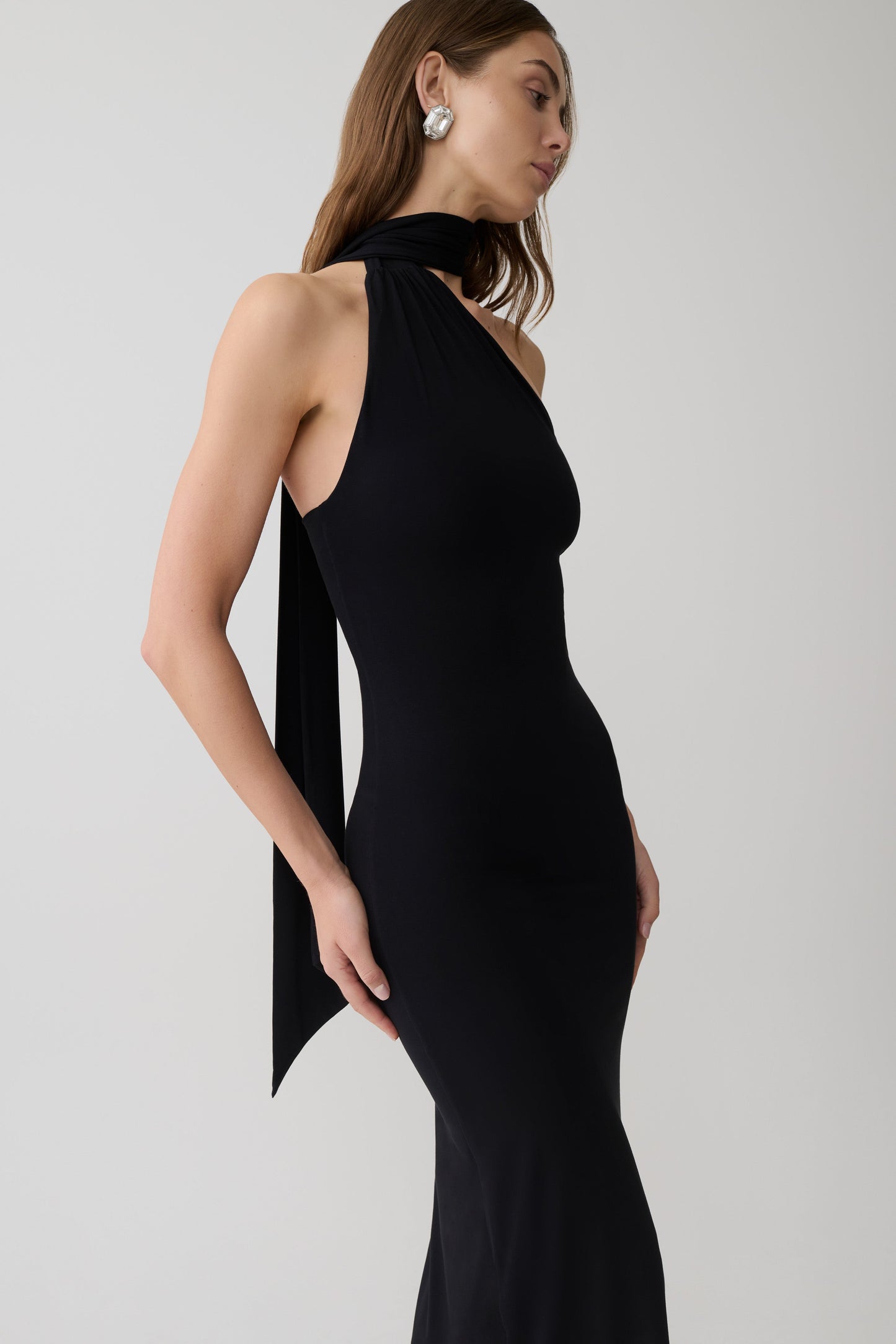 Jemma Ein-Schulter-Bindung Midi Kleid - Schwarz