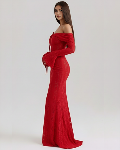Langes Spitzenkleid mit Bardot-Ausschnitt