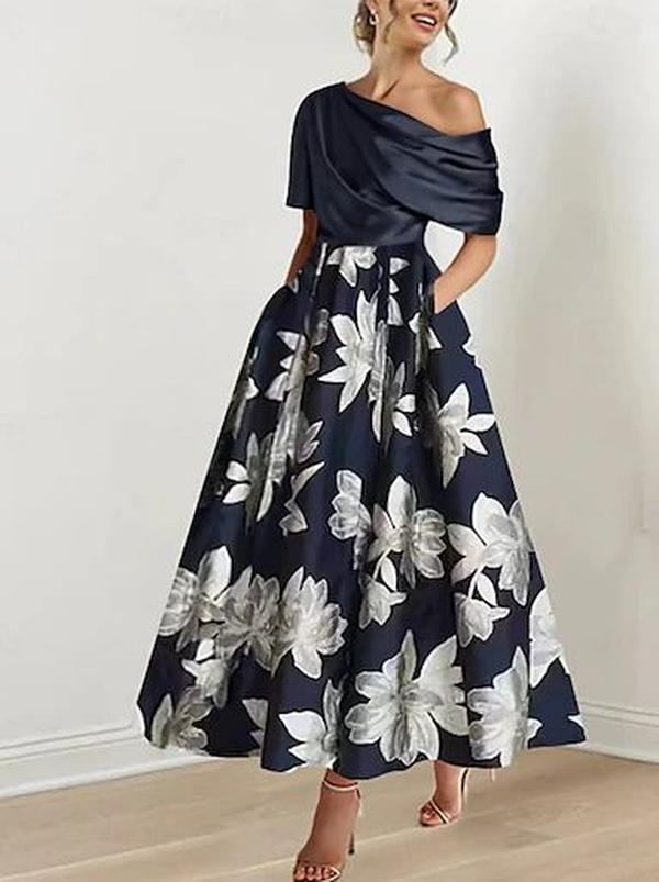 Modernes Off-Shoulder Maxikleid mit Blumenmuster