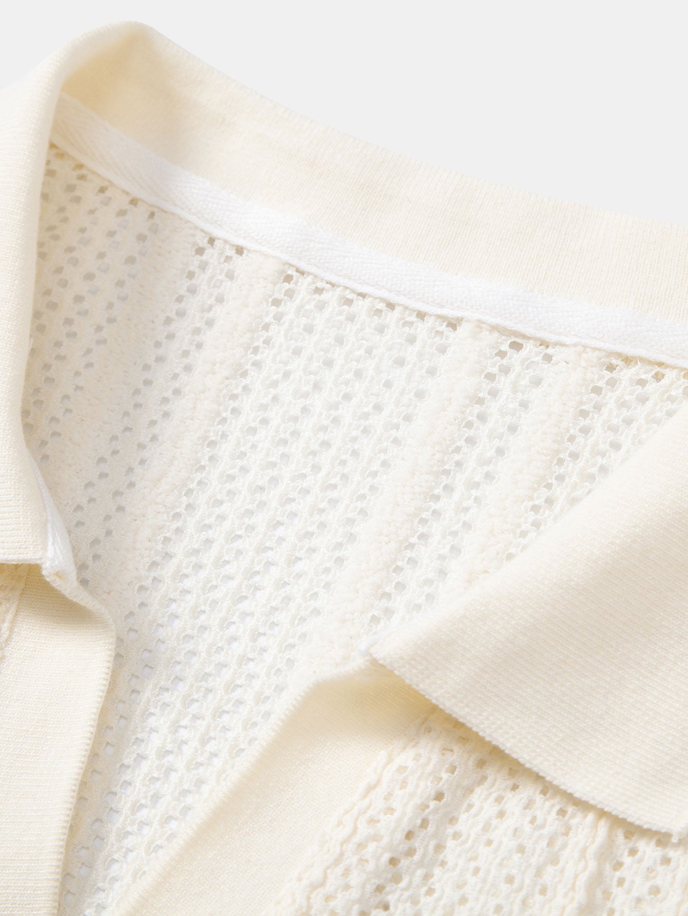 Relaxed Fit Gestreiftes Offenes Strick-Polo & Gerade geschnittene Leinenhose