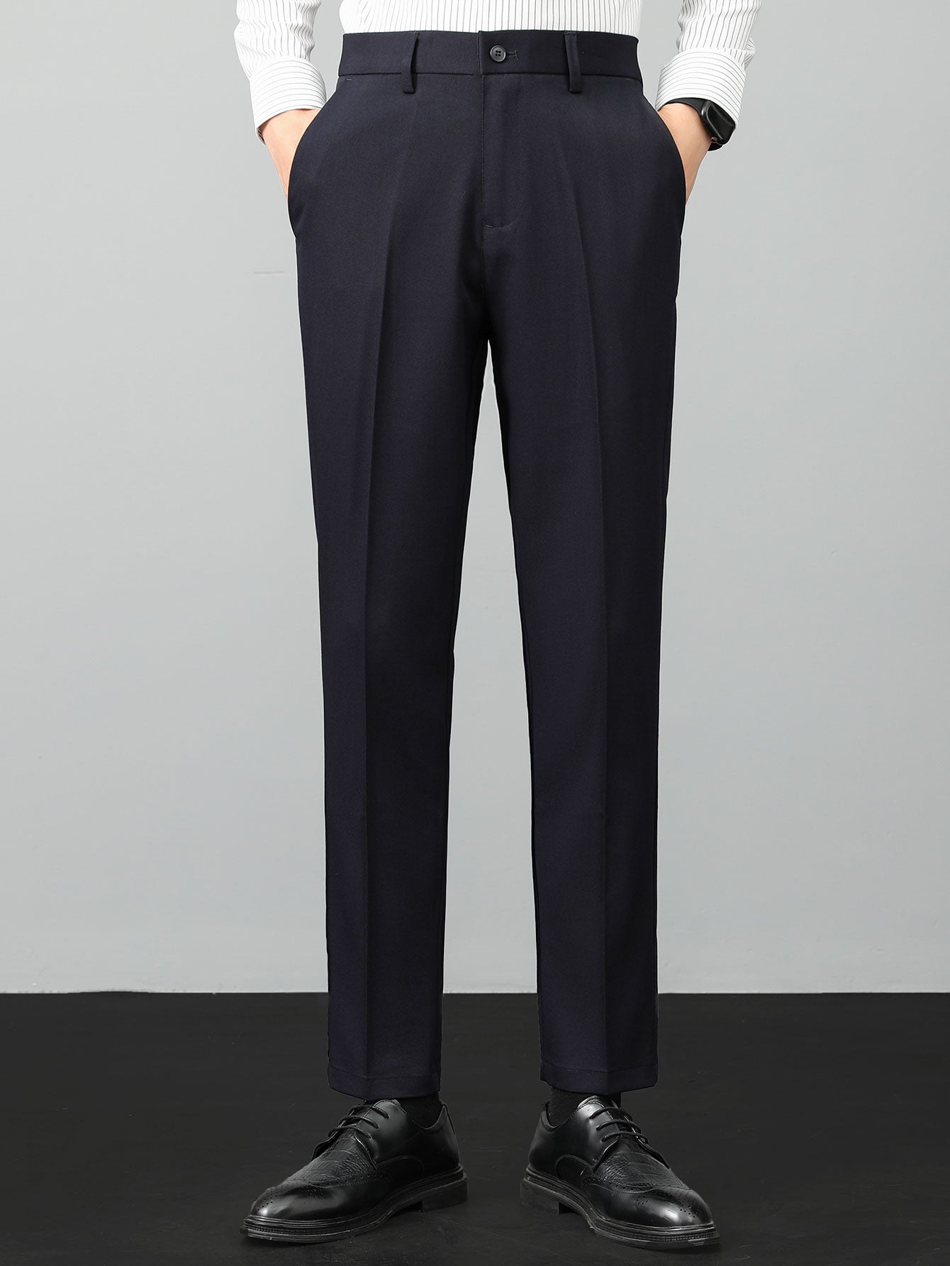 Leinenstrick-Polo & Slim Fit tapered Hose