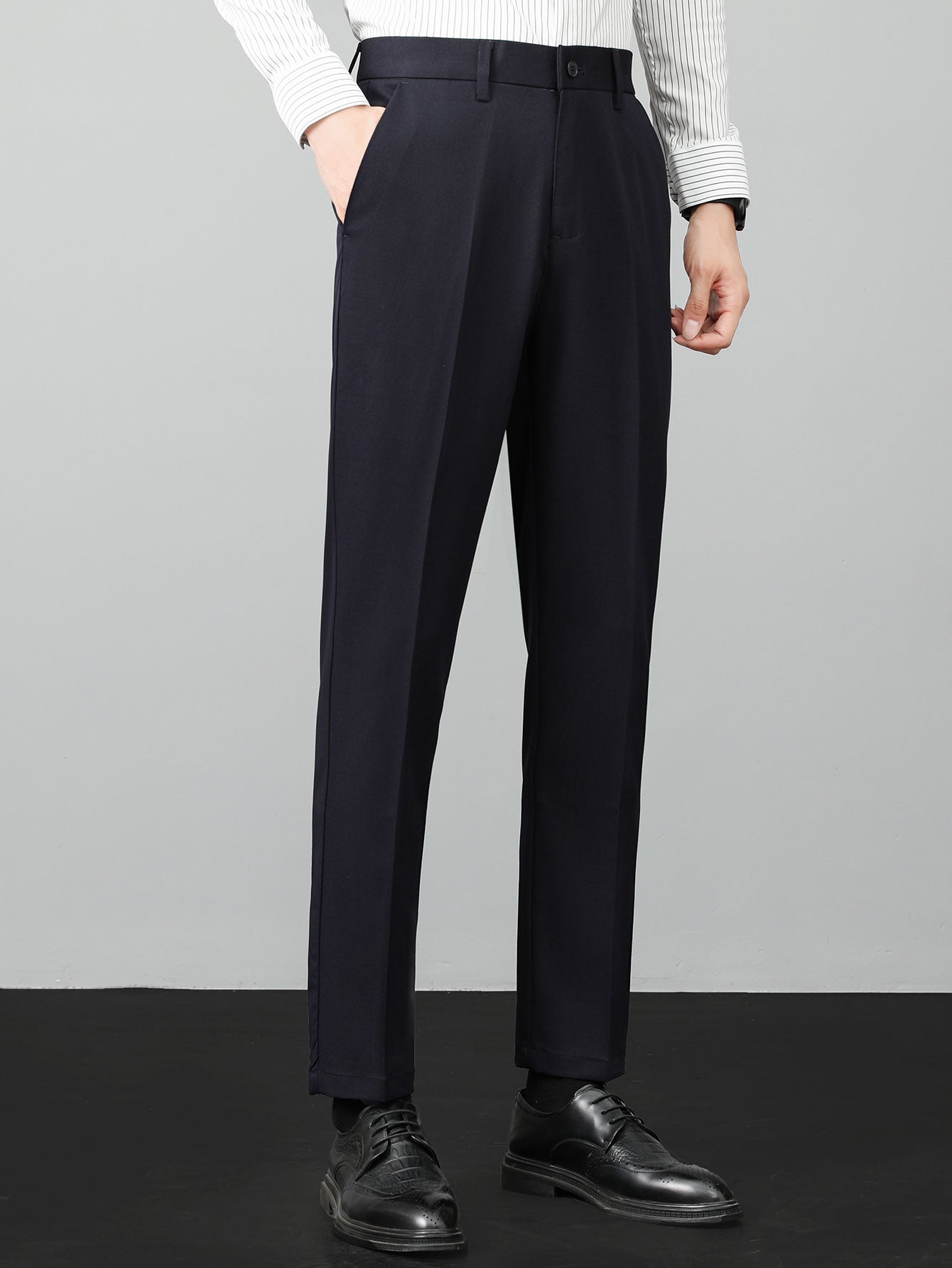 Leinenstrick-Polo & Slim Fit tapered Hose