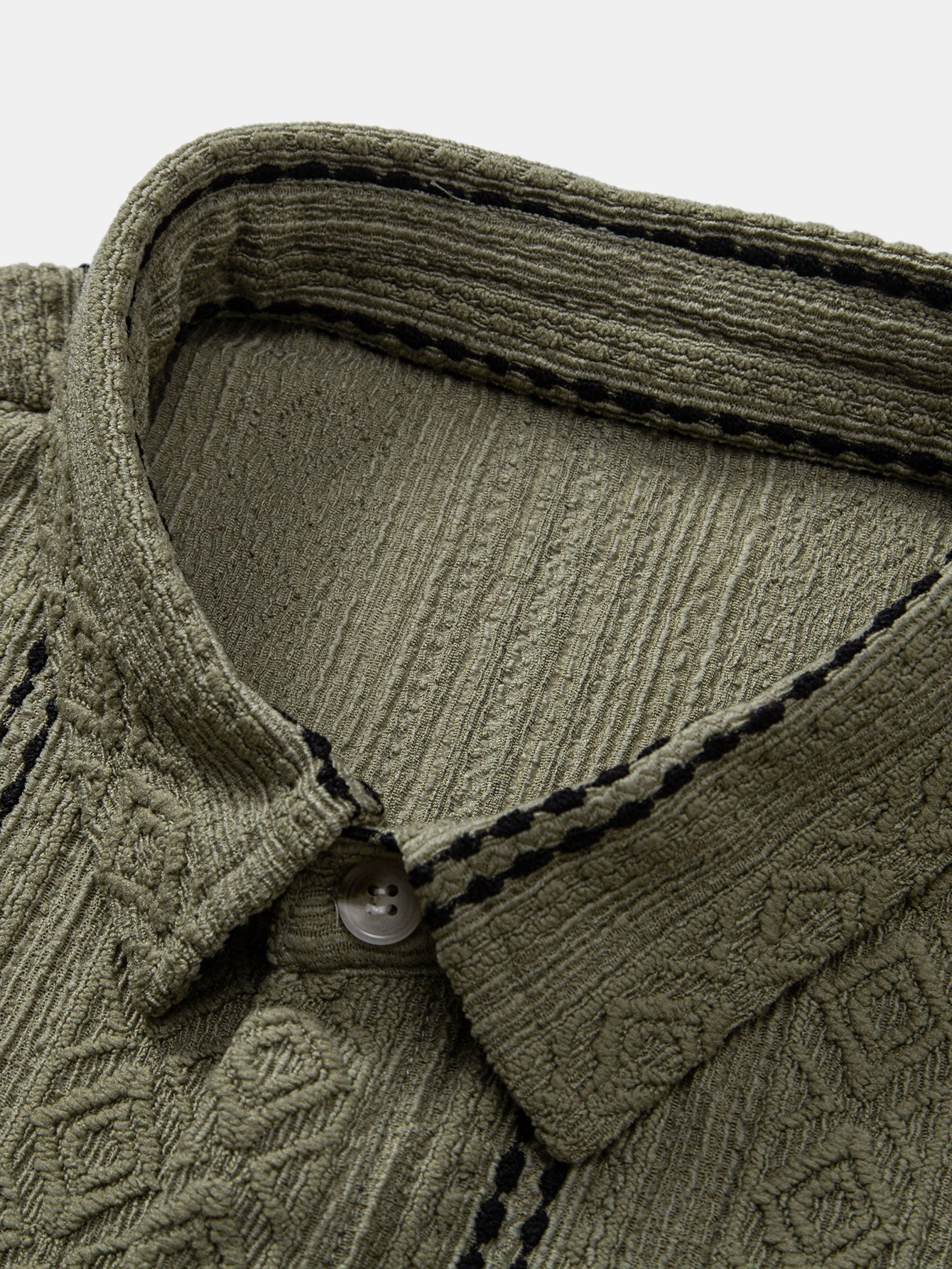 Geometrisch gestreifte Jacquard-Knopfhemd & crinkle-texturierte Shorts mit Kordelzug (5")