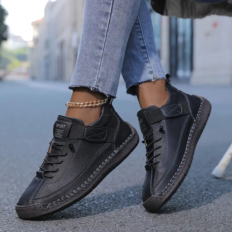 Elira | Bequeme und stützende Turnschuhe