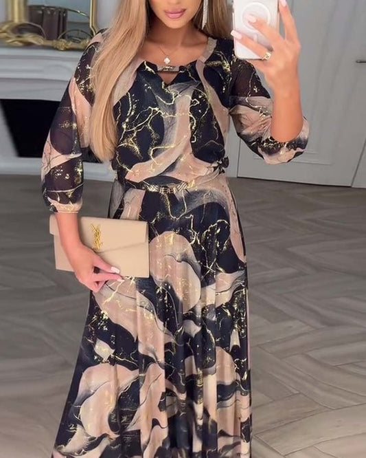 Elvera – Elegantes Maxikleid mit Marmormuster