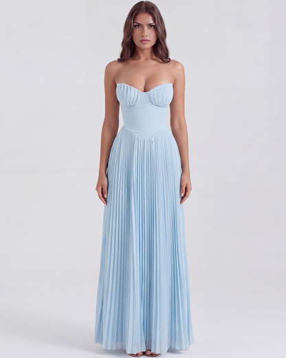 Langes plissiertes Kleid mit trägerlosem Ausschnitt