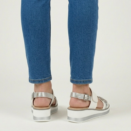 Esmeralda - Bequemer Sandalen für Damen