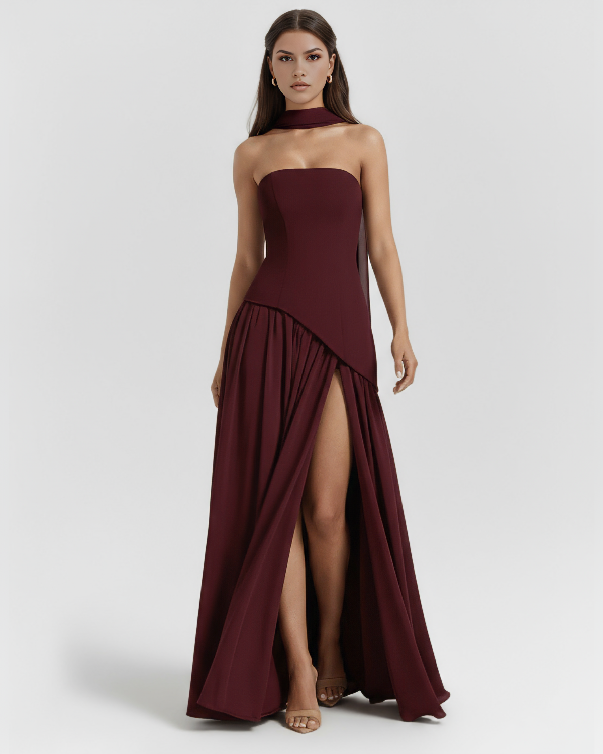 Strapless langes Kleid mit Schlitz