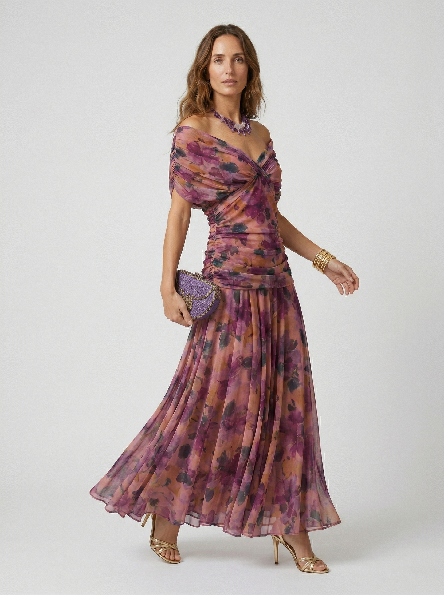 Langes Kleid mit V-Ausschnitt