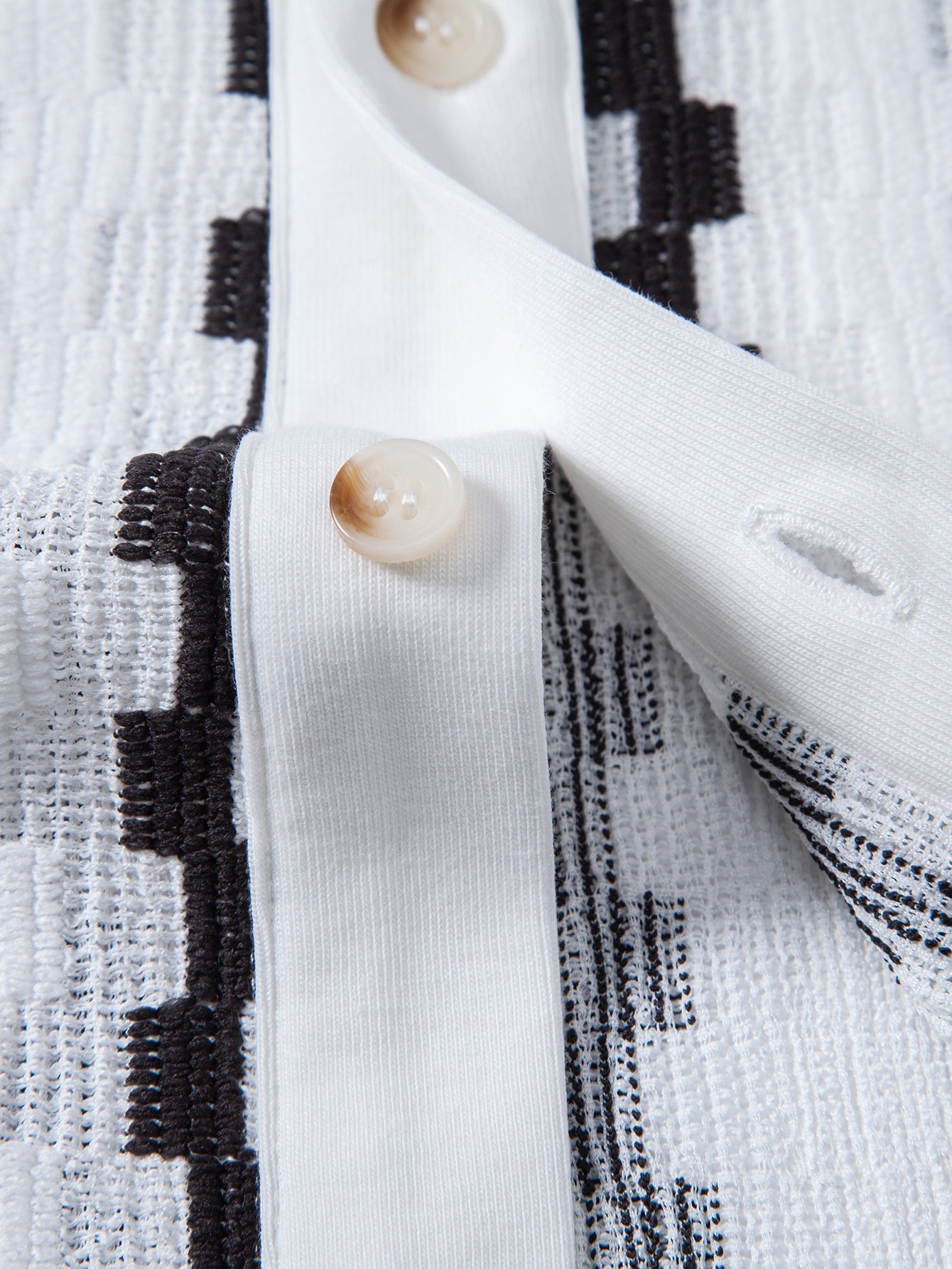 Kariertes Jacquard Hemd mit Knöpfen & Gerade geschnittene Leinenhose