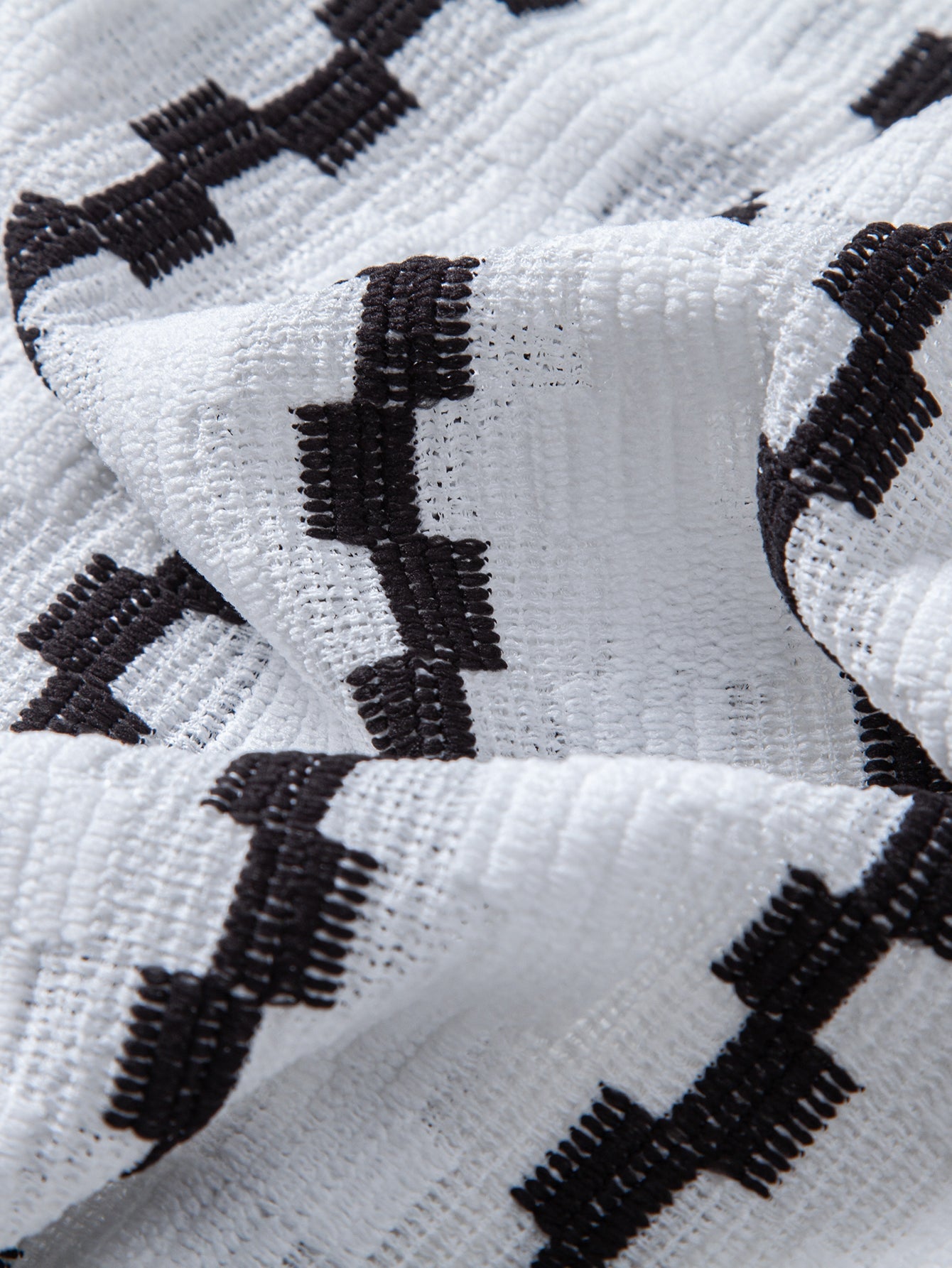 Kariertes Jacquard Hemd mit Knöpfen & Gerade geschnittene Leinenhose