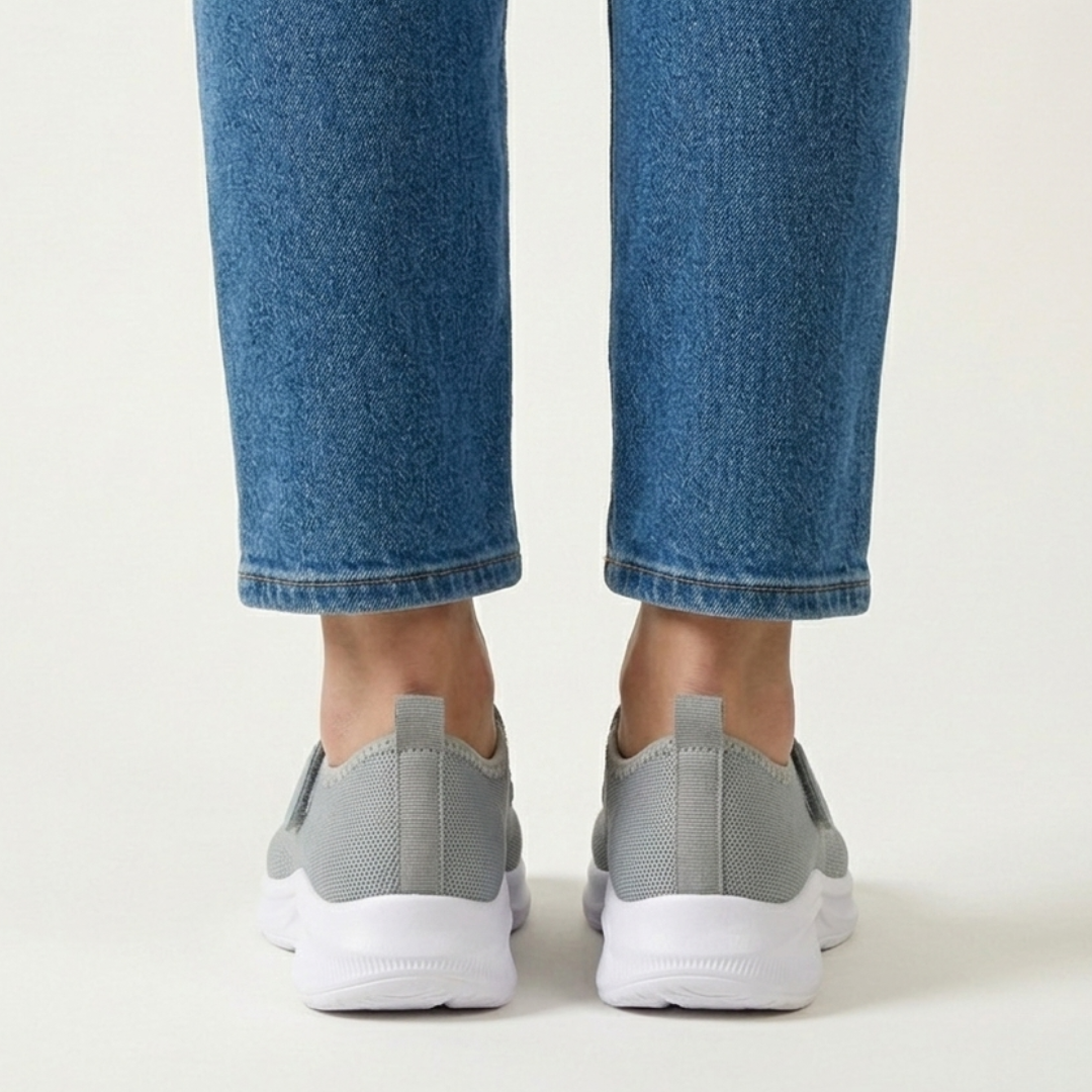Nicole - Bequemer Damen-Sandal mit Klettverschluss