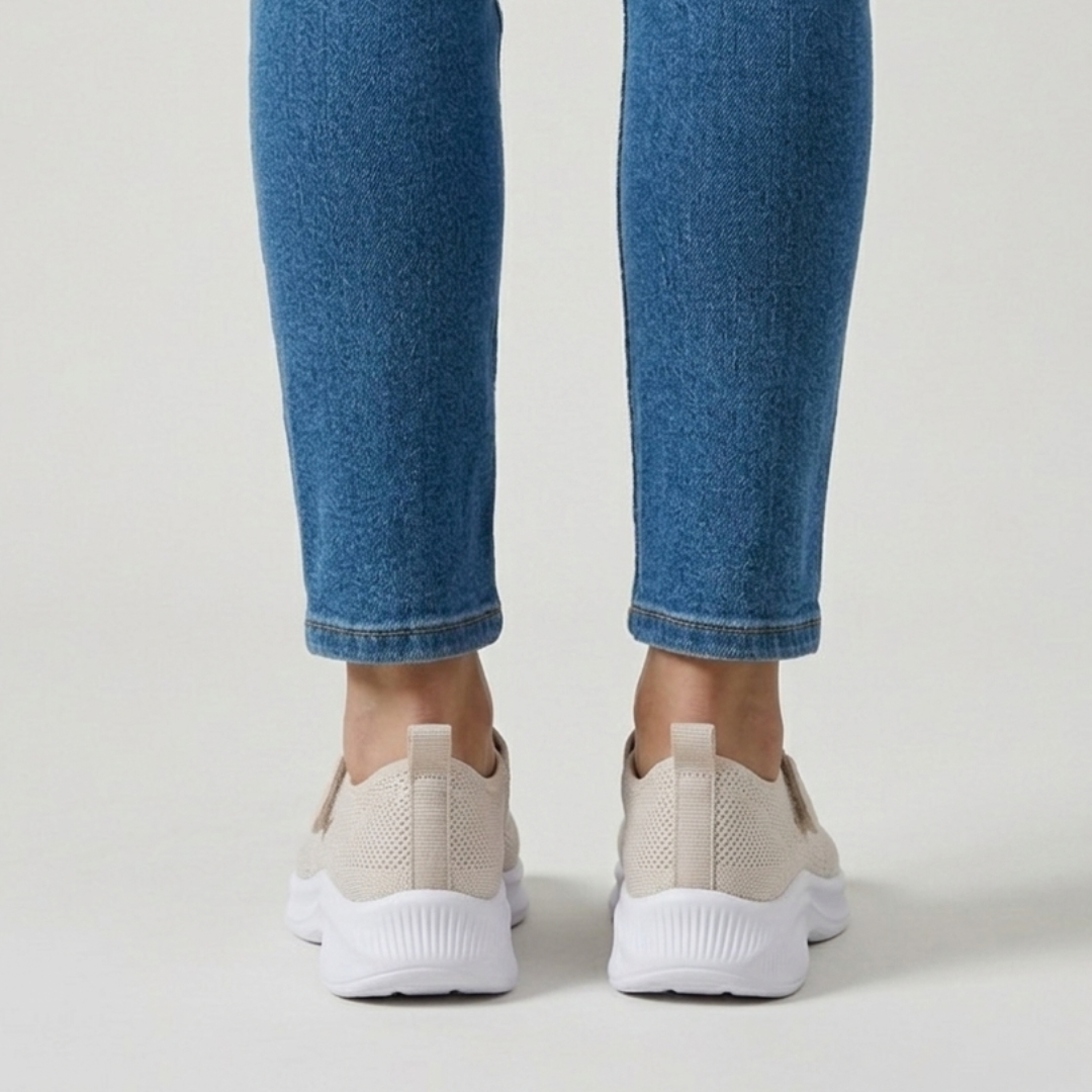 Nicole - Bequemer Damen-Sandal mit Klettverschluss