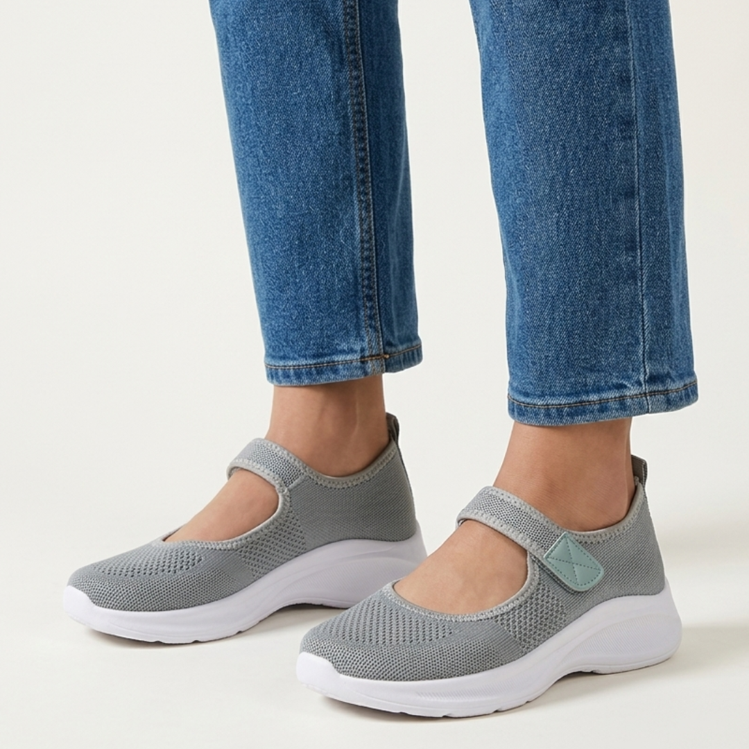 Nicole - Bequemer Damen-Sandal mit Klettverschluss