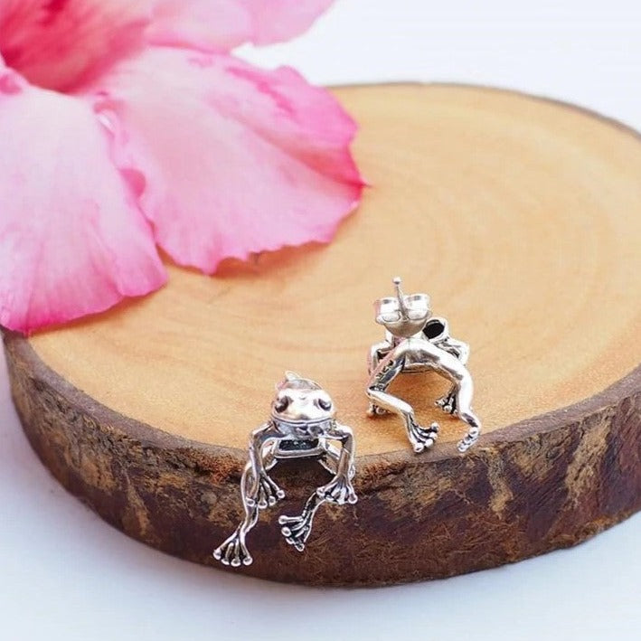 Ohringe Frosch aus edlem Material