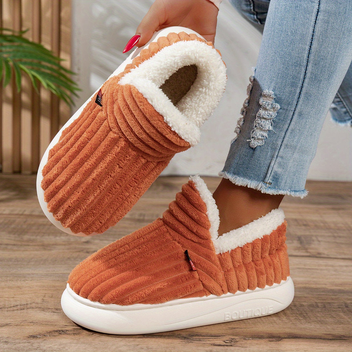 NORDWARM™ | Plüsch-Hausschuhe für Warmen Komfort