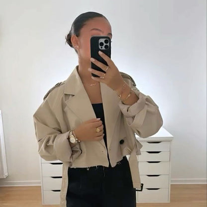 City Sleek | Trench-coat urbain