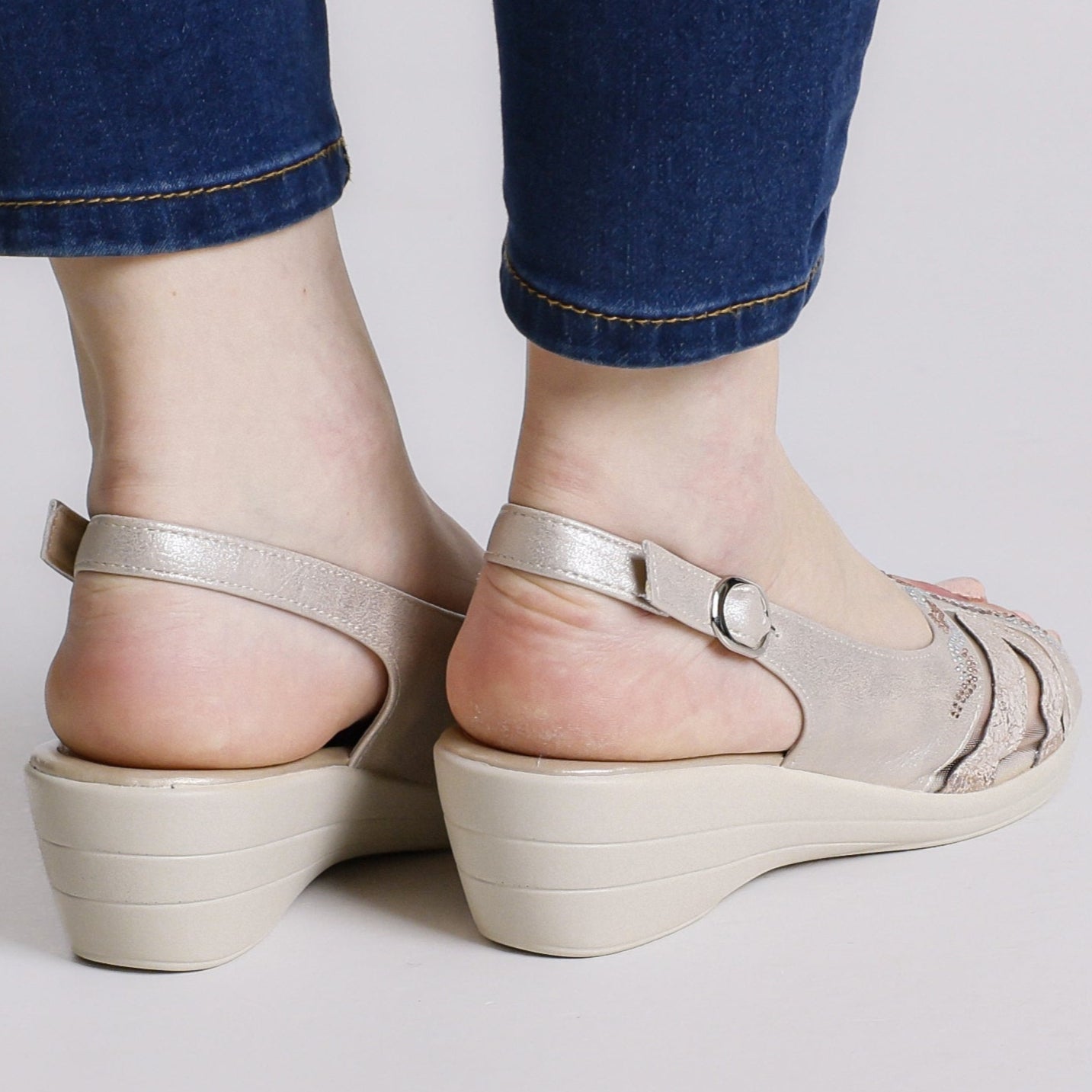 Delia - Bequeme Damensandalen