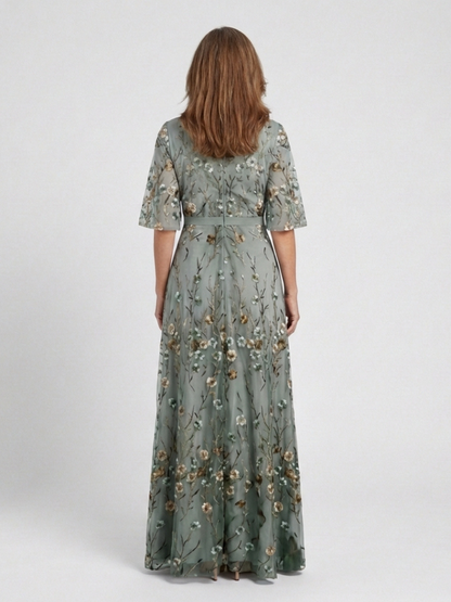 Evadne | Florales V-Ausschnitt Maxikleid mit kurzen Ärmeln