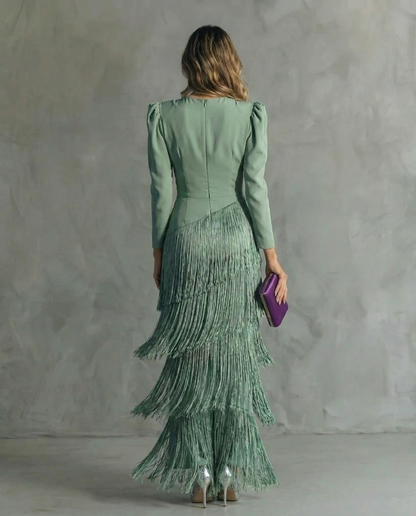Chiara | Elegantes Kleid mit Fransenärmel
