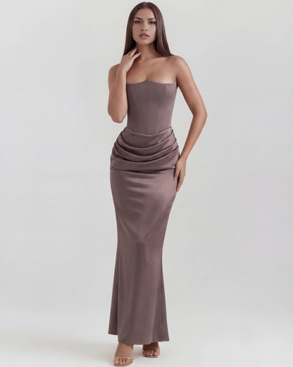 Satin-Langkleid mit schulterfreiem Ausschnitt