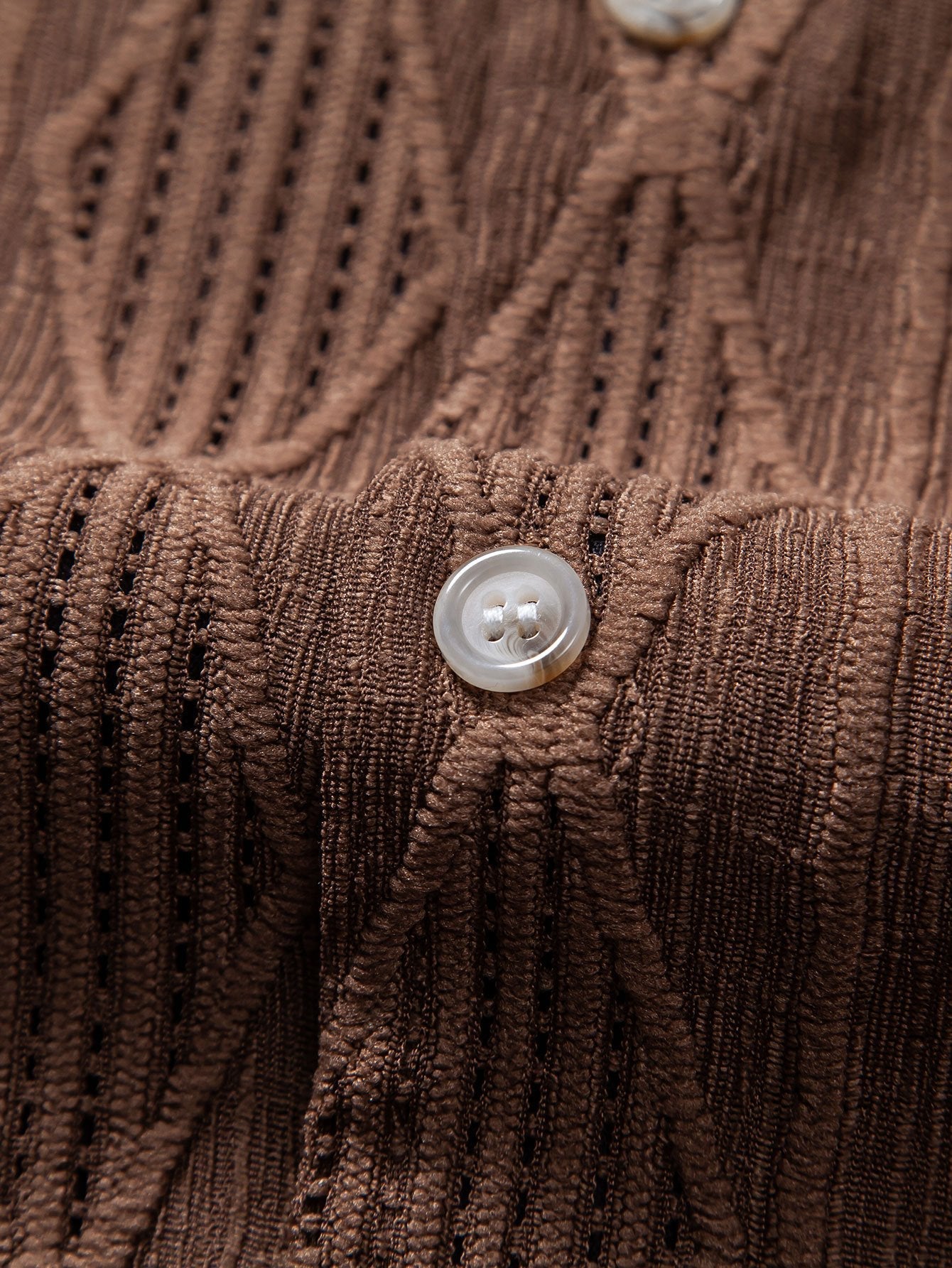 Geometrisches Jacquard-Ösen-Cuban-Shirt & Crinkle-texturierte 5"-Shorts mit Kordelzug